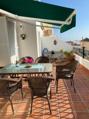 Miramar Nerja - Luxury apartment near Burriana beach with pool